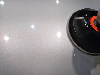 プリウスαの初期研磨