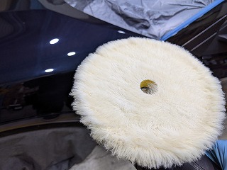 フォロー研磨のバフ